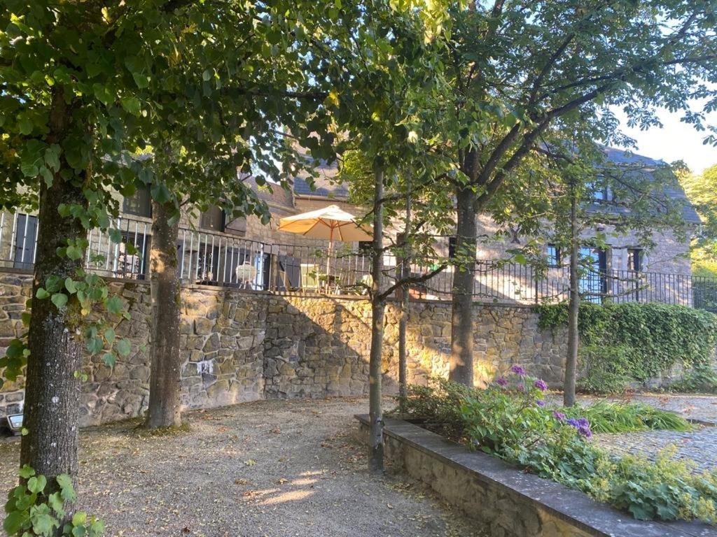 Les Confidences De Messire Sanglier, Stylished Guest Houses Beauraing Eksteriør bilde