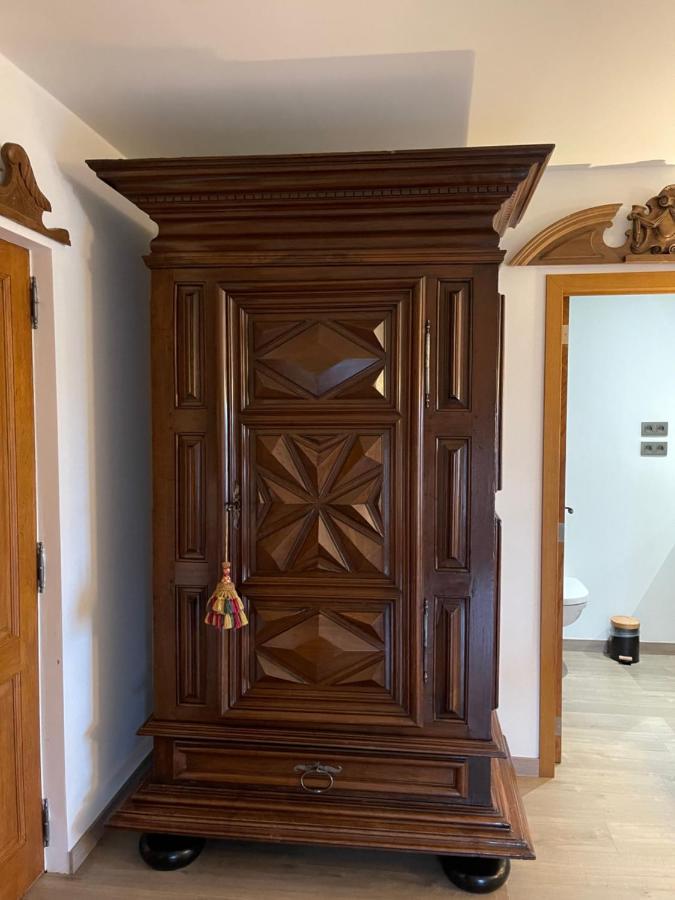 Les Confidences De Messire Sanglier, Stylished Guest Houses Beauraing Eksteriør bilde