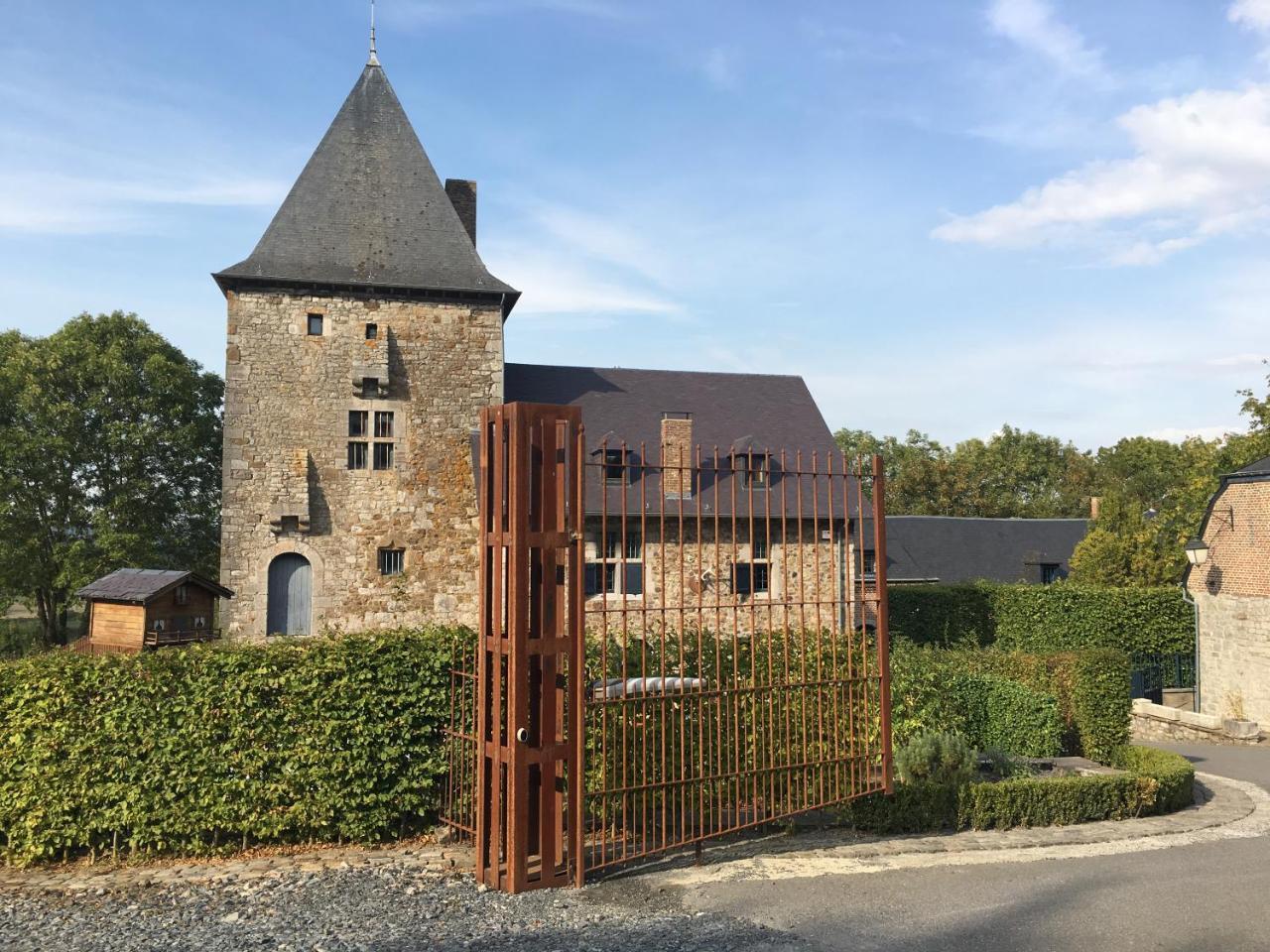Les Confidences De Messire Sanglier, Stylished Guest Houses Beauraing Eksteriør bilde