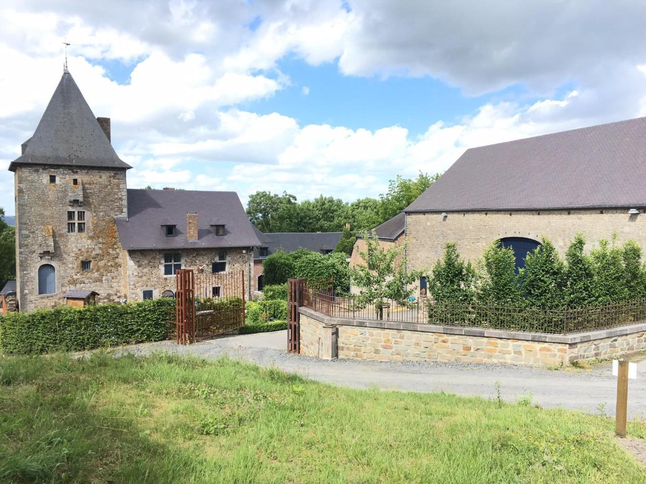 Les Confidences De Messire Sanglier, Stylished Guest Houses Beauraing Eksteriør bilde